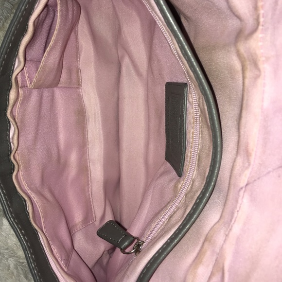 Gray Coach soft leather purse - Picture 6 of 9